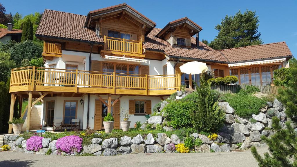 Suite mit Parkplatz Gebertingen room 4